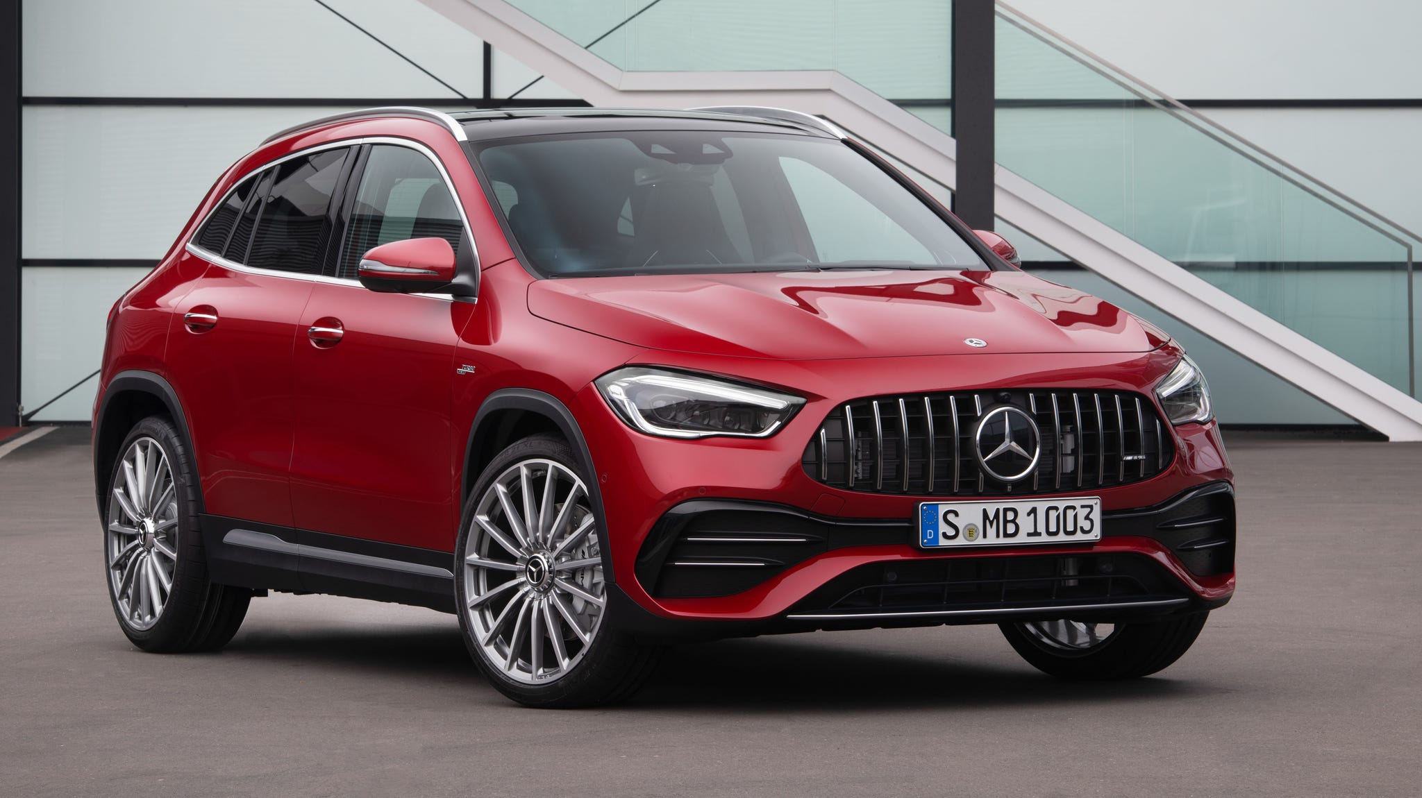 Mercedes-AMG GLA